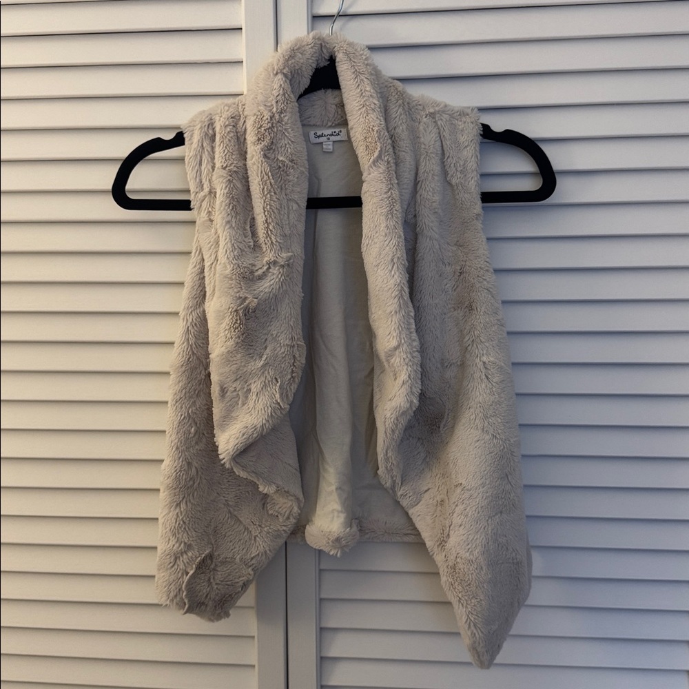 Splendid Girls Cozy Faux Fur Vest in Light Tan - 10